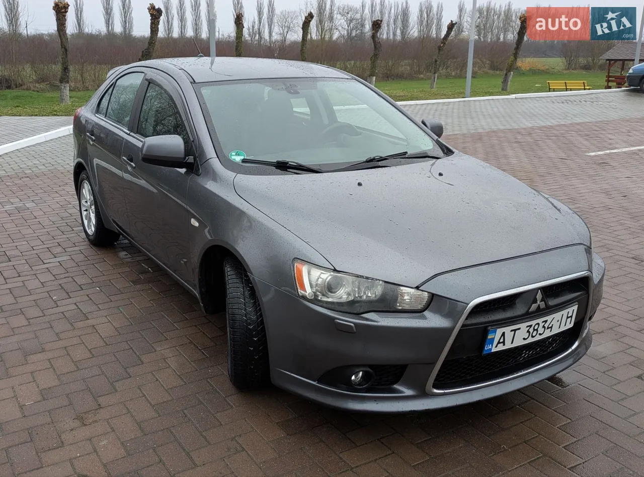 2010 Mitsubishi Lancer - мініатюра 14