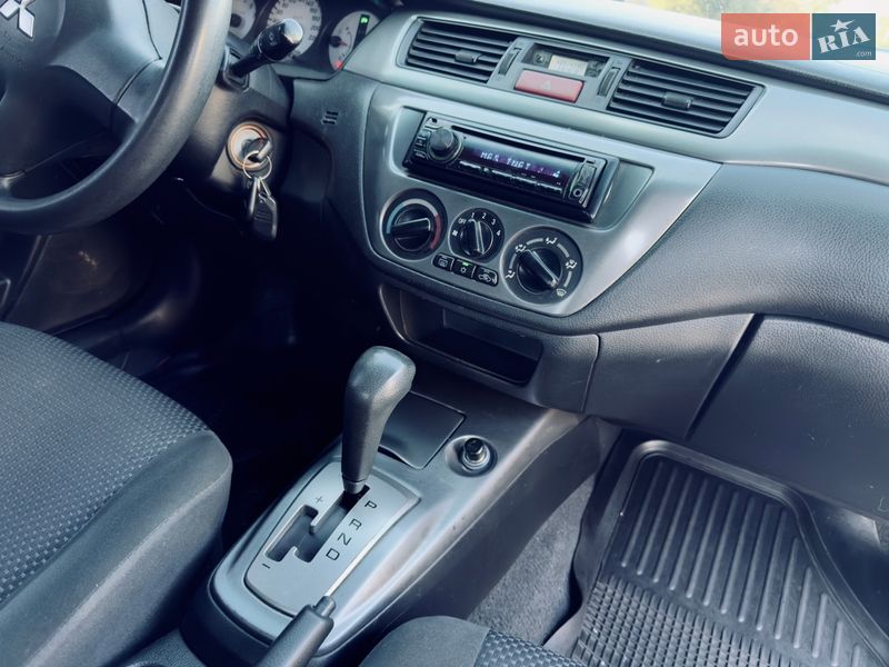 Седан Mitsubishi Lancer 2007 в Киеве фото 26 Седан Mitsubishi Lancer 2007 в Киеве