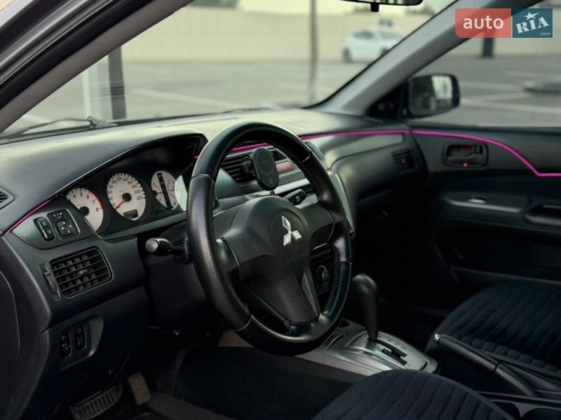 Седан Mitsubishi Lancer 2007 в Днепре