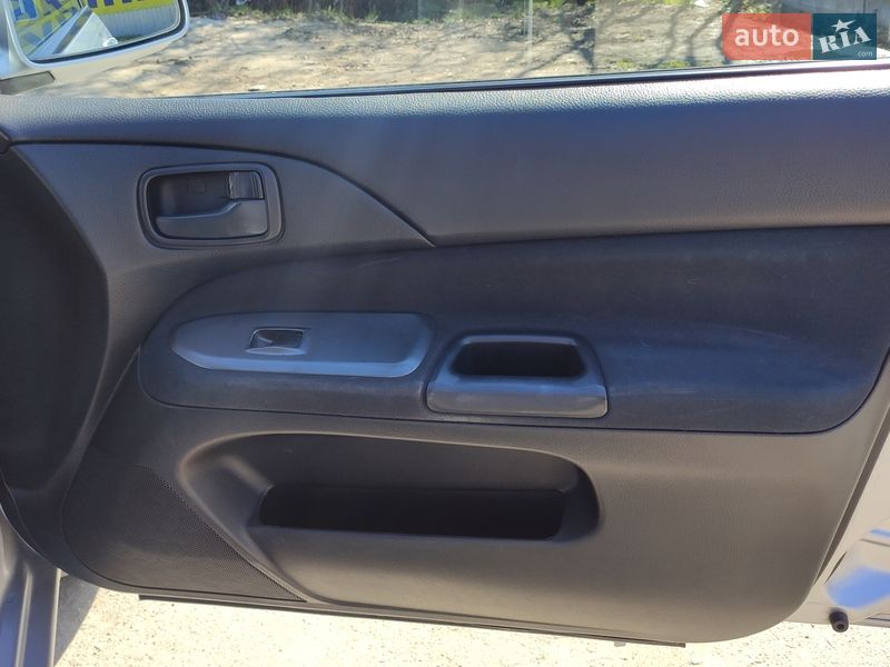 Седан Mitsubishi Lancer 2008 в Виннице фото 12 Седан Mitsubishi Lancer 2008 в Виннице