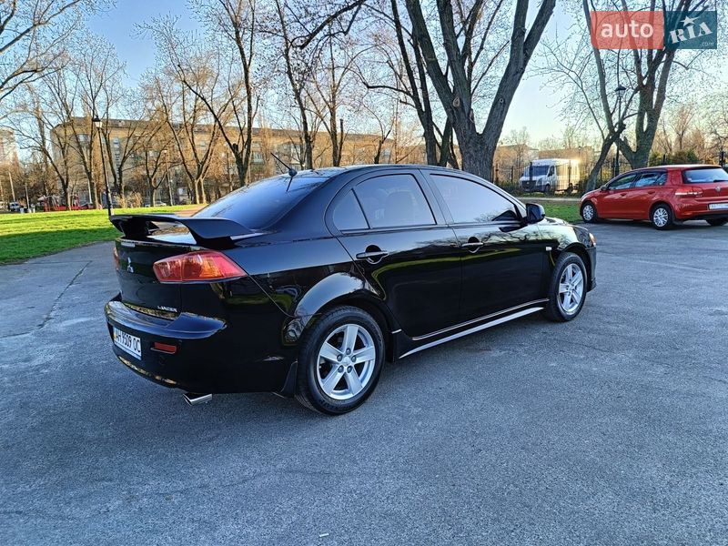 Седан Mitsubishi Lancer 2008 в Киеве