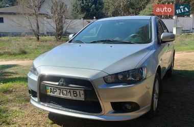 Седан Mitsubishi Lancer 2015 в Запорожье