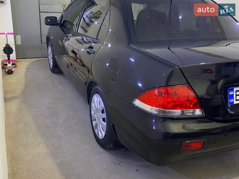 Mitsubishi Lancer 2005