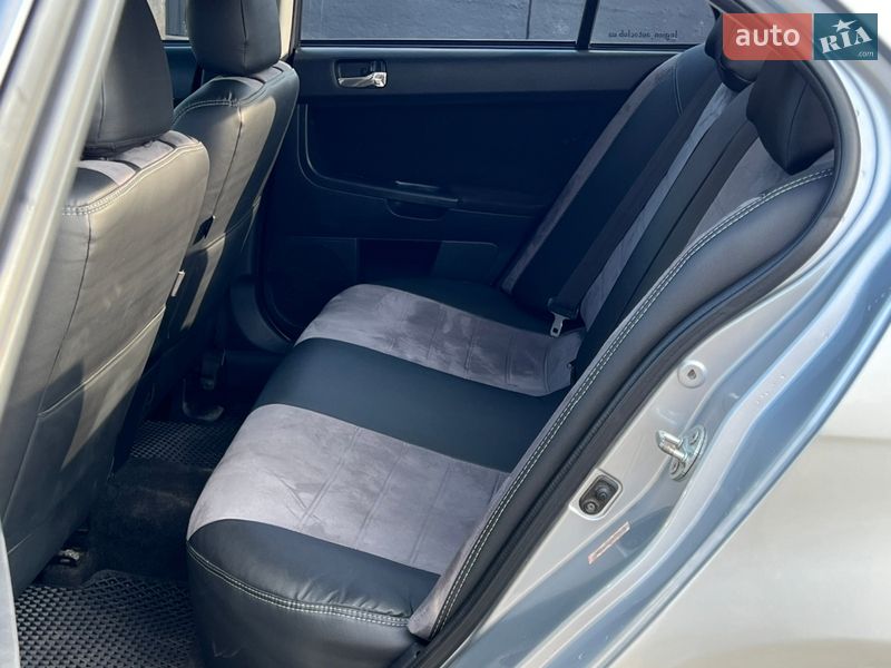 Седан Mitsubishi Lancer 2007 в Николаеве