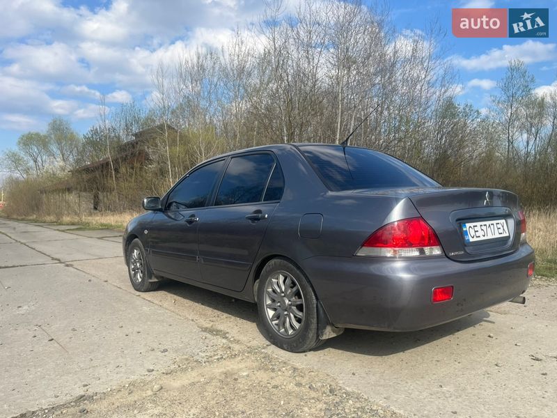 Седан Mitsubishi Lancer 2005 в Косові