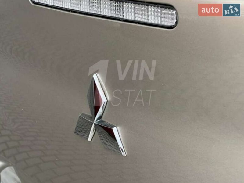 Седан Mitsubishi Lancer 2009 в Києві