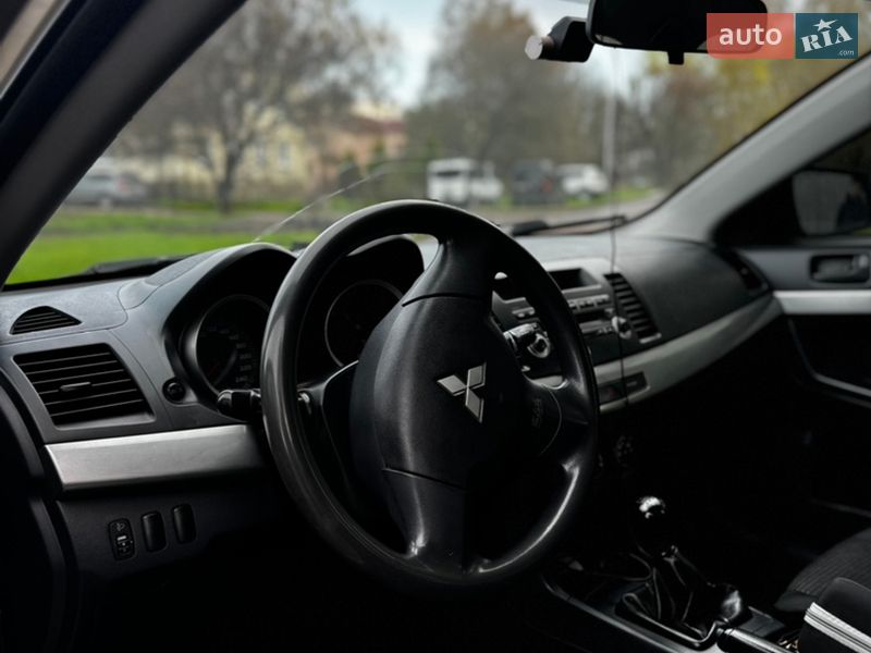 Седан Mitsubishi Lancer 2008 в Бобровиці