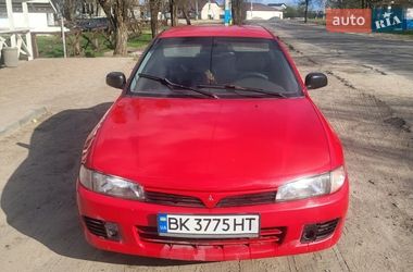 Седан Mitsubishi Lancer 1996 в Старом Селе