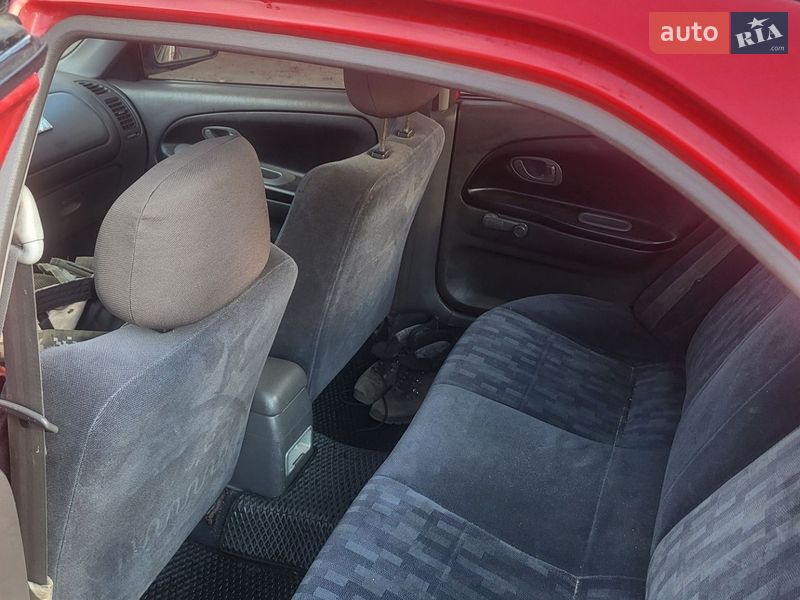 Седан Mitsubishi Lancer 1996 в Старом Селе