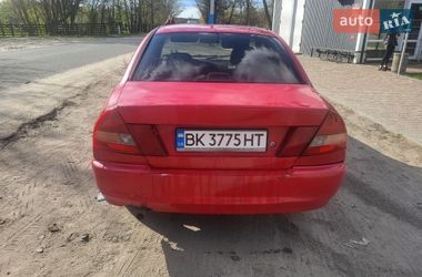 Седан Mitsubishi Lancer 1996 в Старом Селе