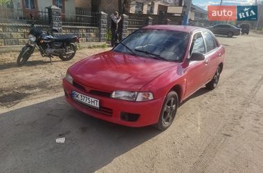 Седан Mitsubishi Lancer 1996 в Старом Селе