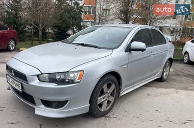 Седан Mitsubishi Lancer 2008 в Киеве