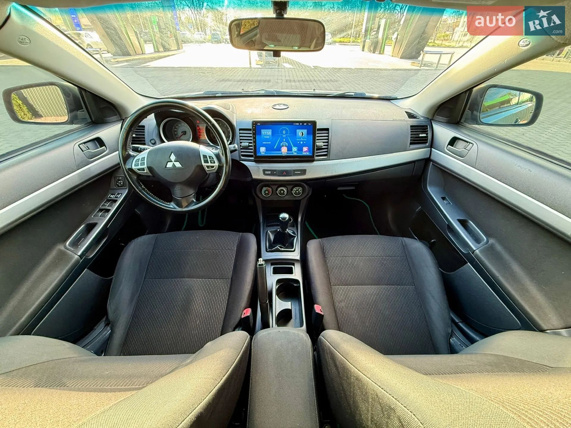 2010 Mitsubishi Lancer - мініатюра 16