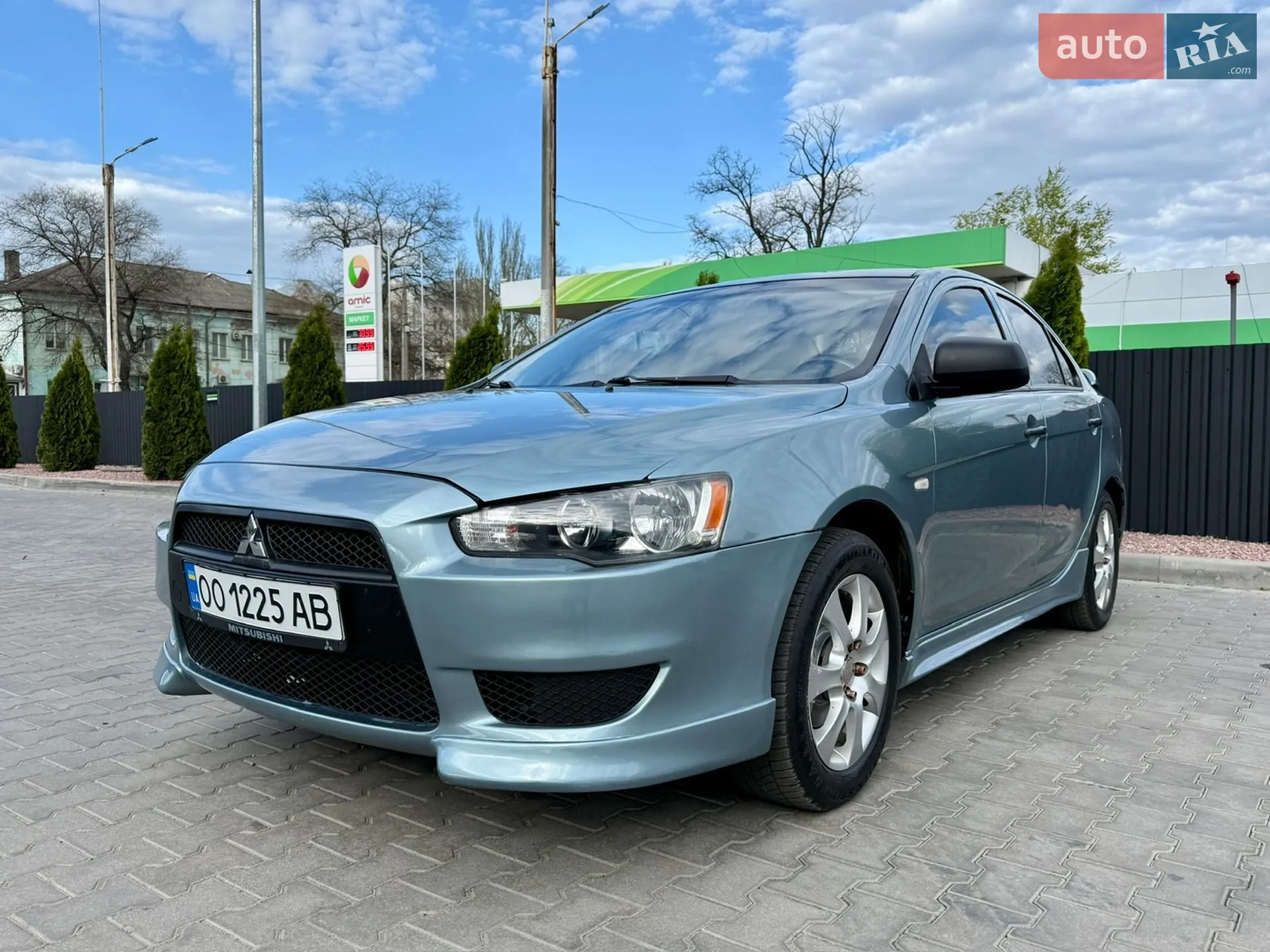 2010 Mitsubishi Lancer - мініатюра 35
