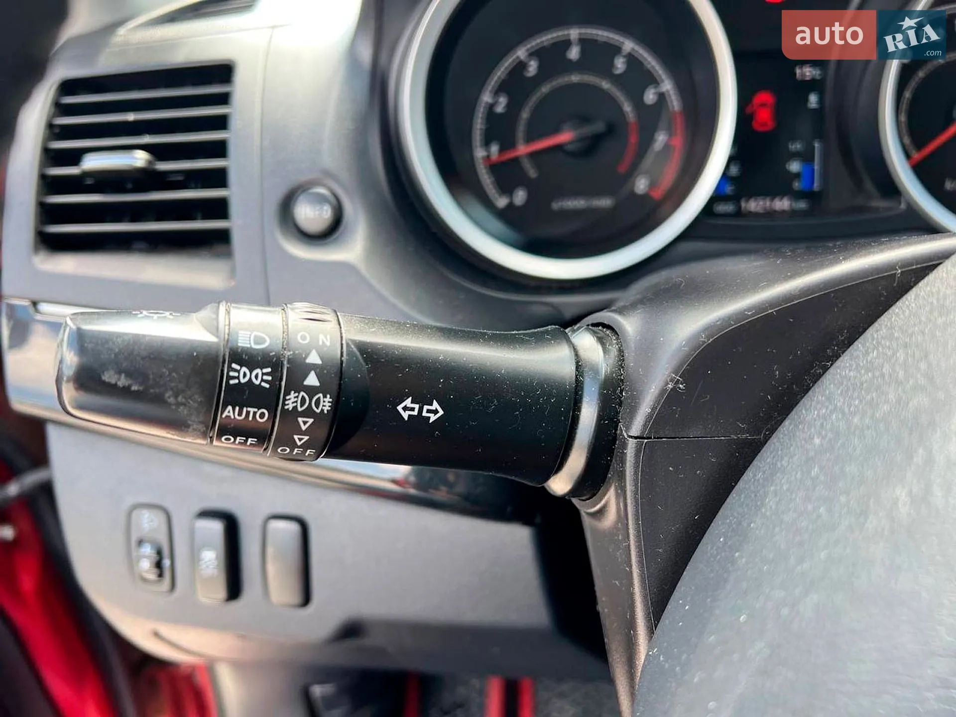 2012 Mitsubishi Lancer - мініатюра 26