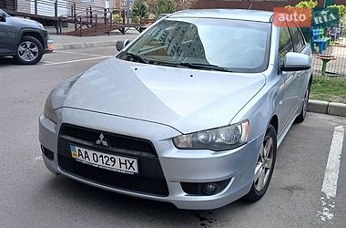 Седан Mitsubishi Lancer 2008 в Києві