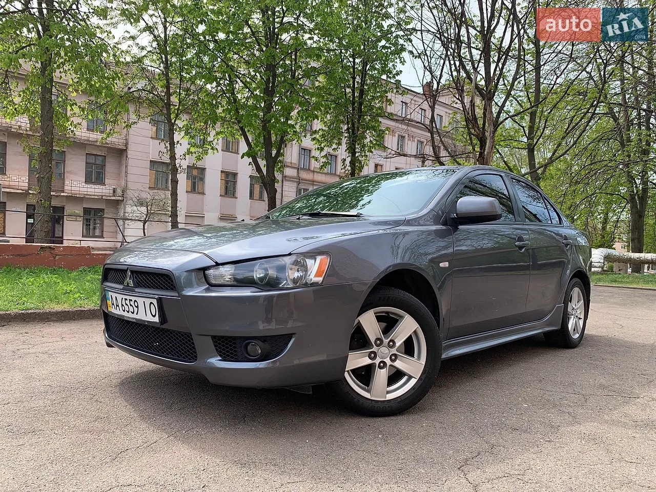 2010 Mitsubishi Lancer - мініатюра 12