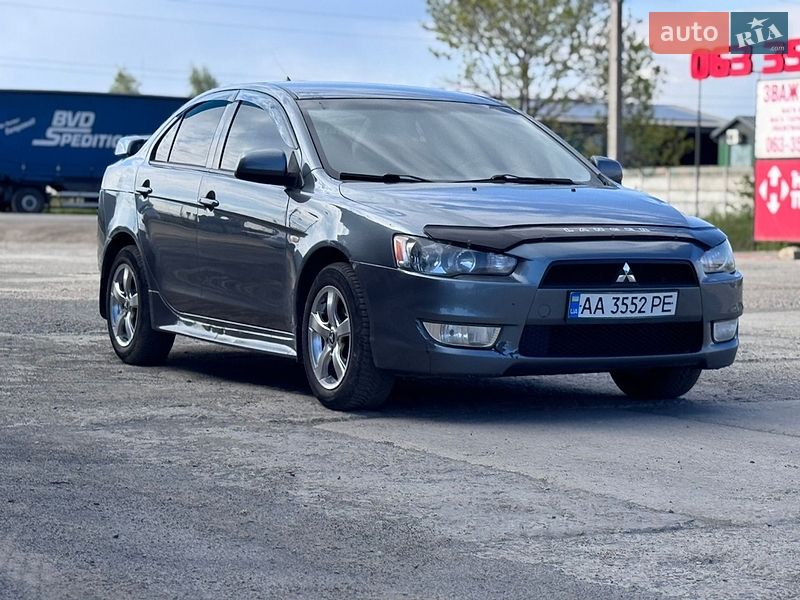 Mitsubishi Lancer 2011