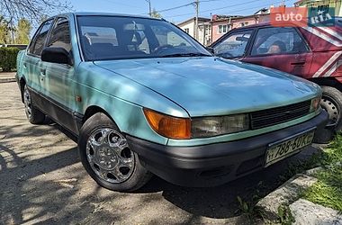 Седан Mitsubishi Lancer 1989 в Киеве