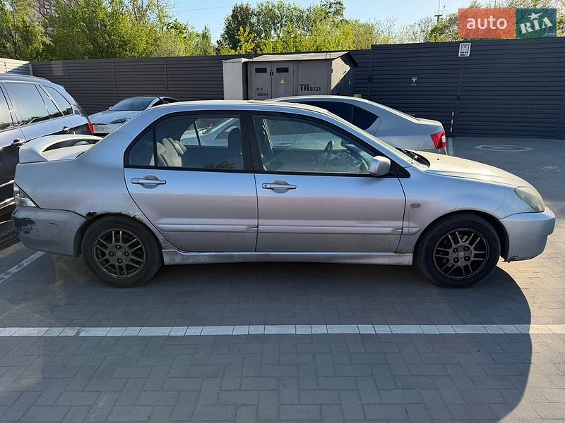 Седан Mitsubishi Lancer 2007 в Киеве фото 3 Седан Mitsubishi Lancer 2007 в Киеве