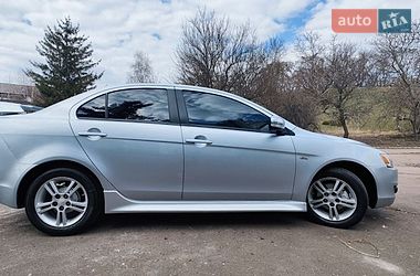 Седан Mitsubishi Lancer 2014 в Киеве