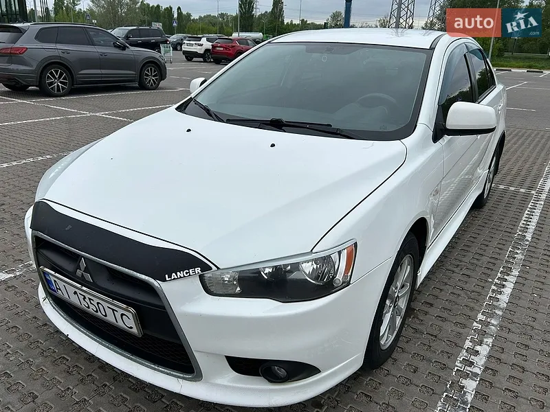 Mitsubishi Lancer
