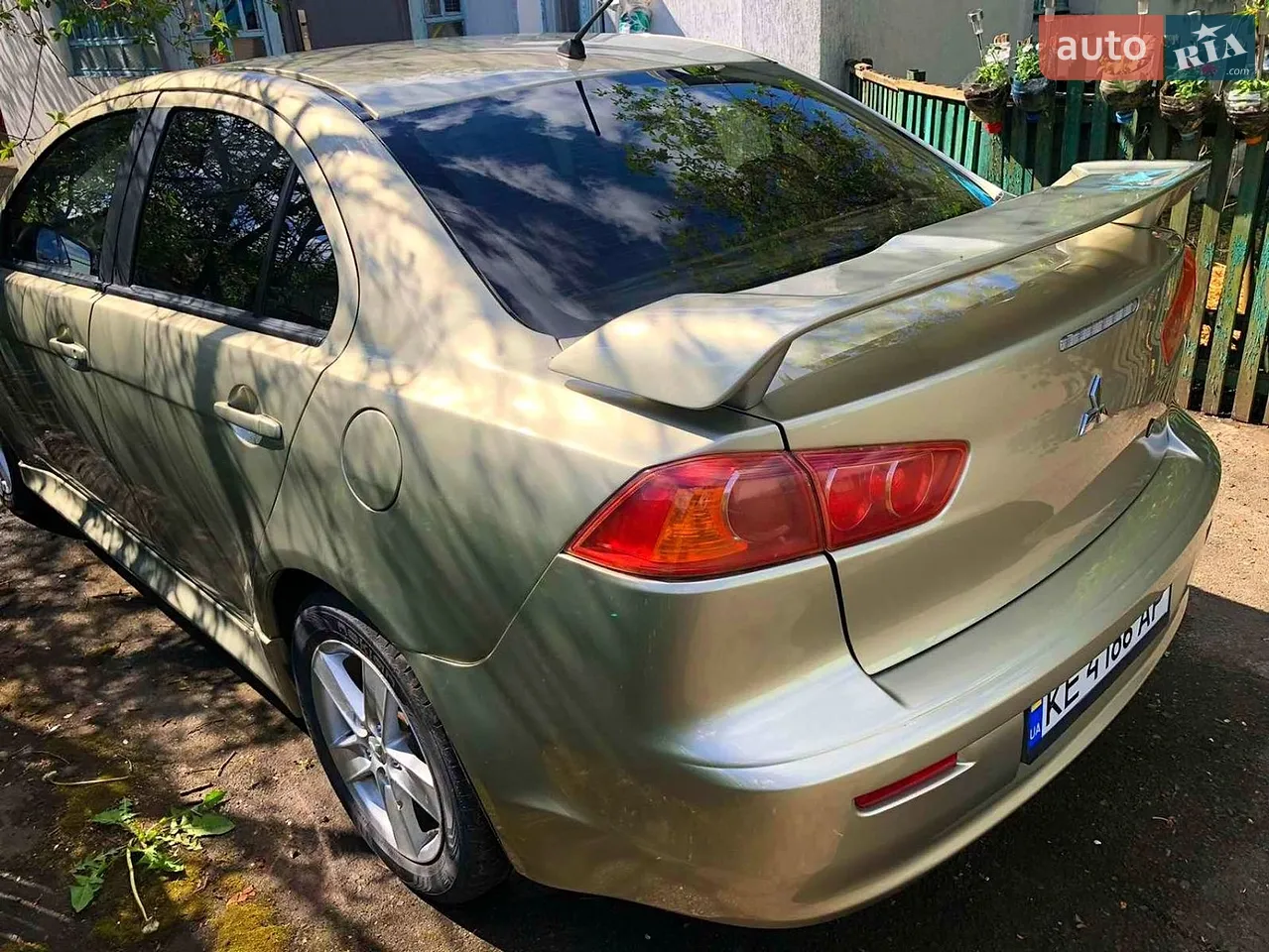 2010 Mitsubishi Lancer - мініатюра 16