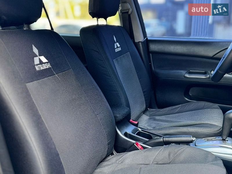 Седан Mitsubishi Lancer 2007 в Николаеве