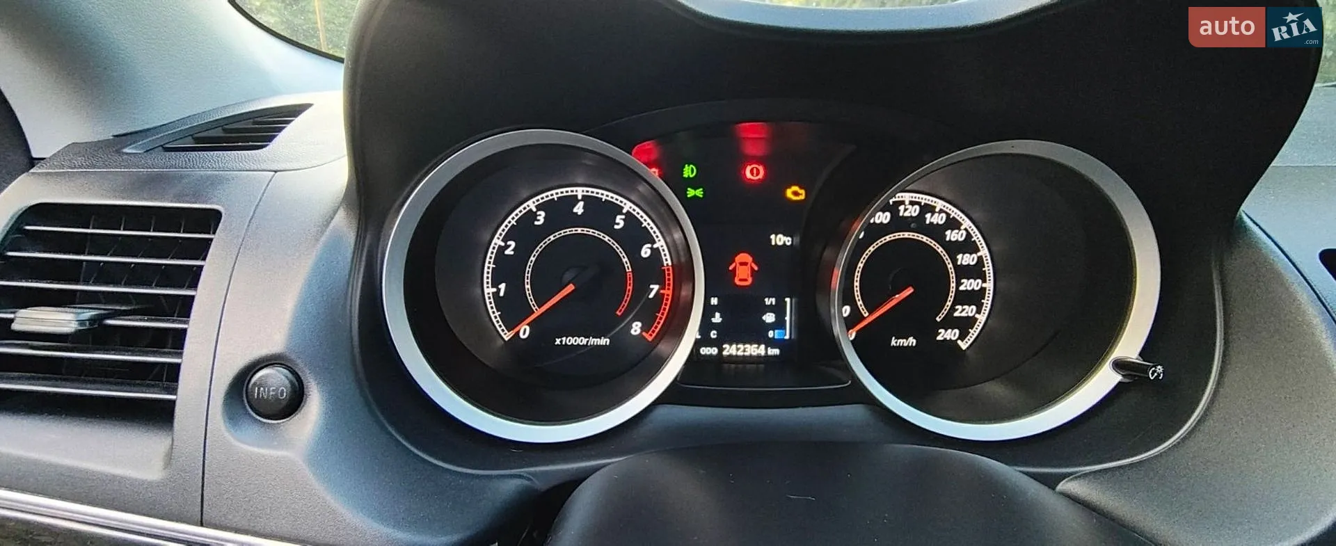 2012 Mitsubishi Lancer - мініатюра 13