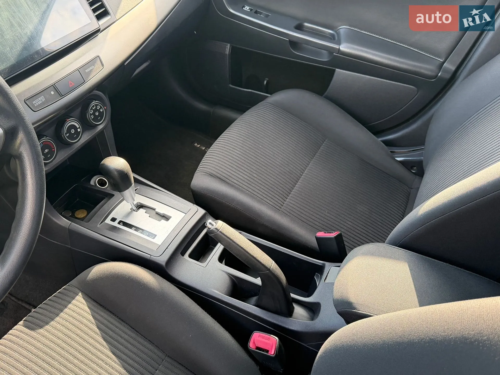 2015 Mitsubishi Lancer - мініатюра 20