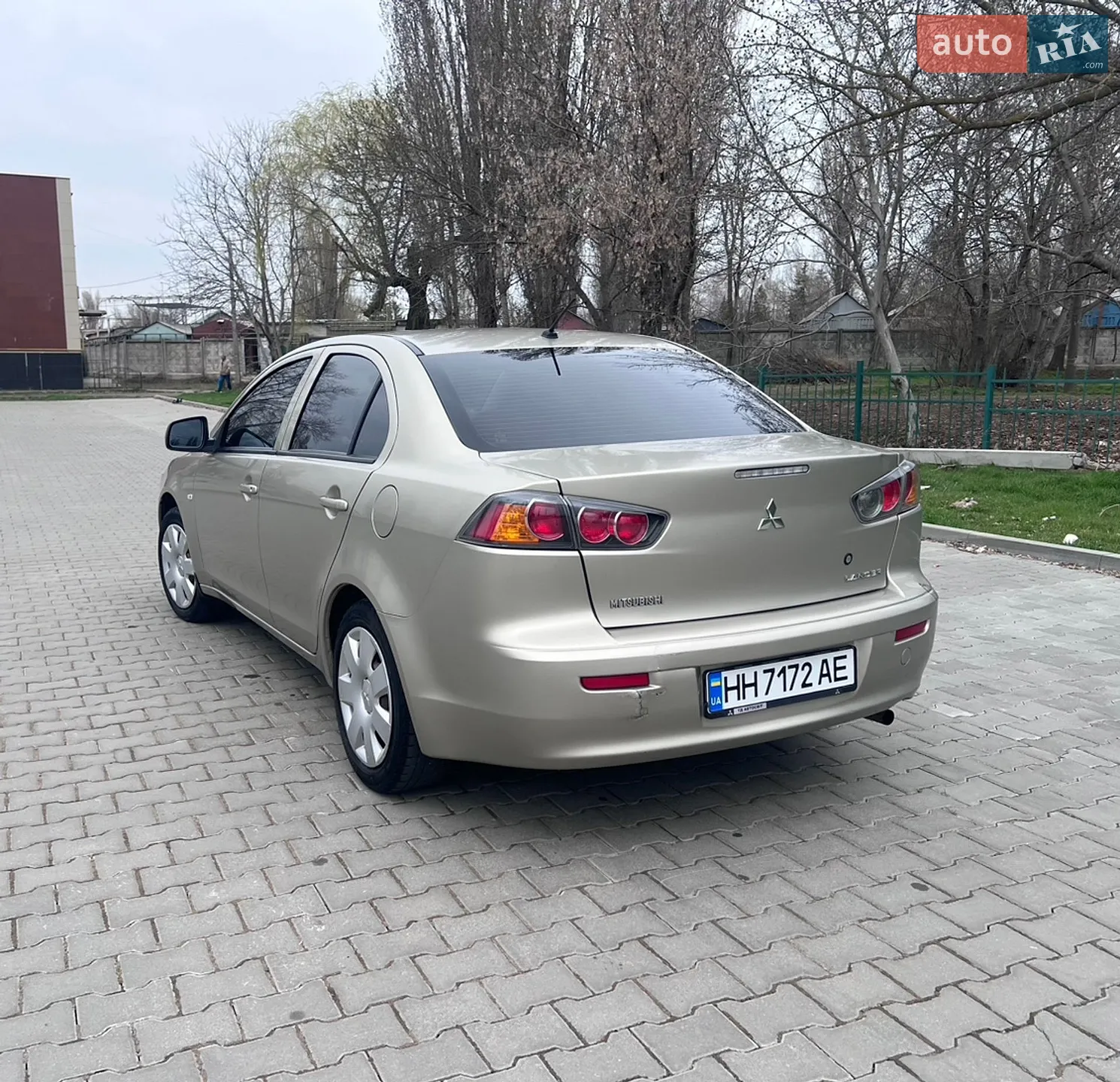 2010 Mitsubishi Lancer - мініатюра 5