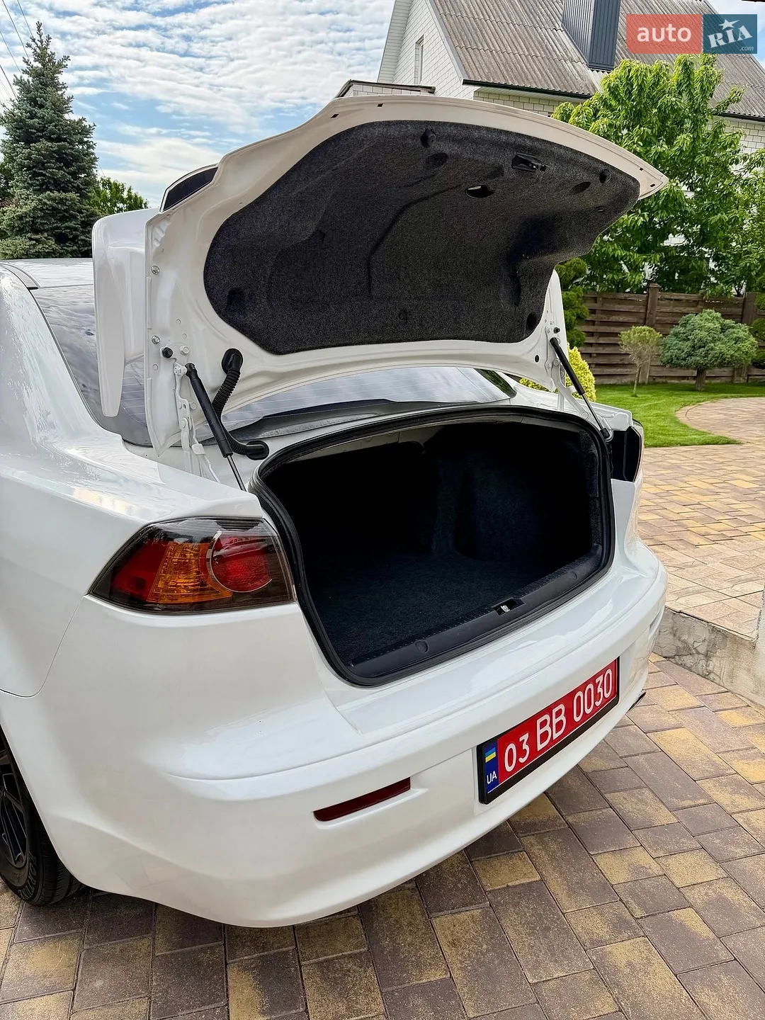 2017 Mitsubishi Lancer - мініатюра 32