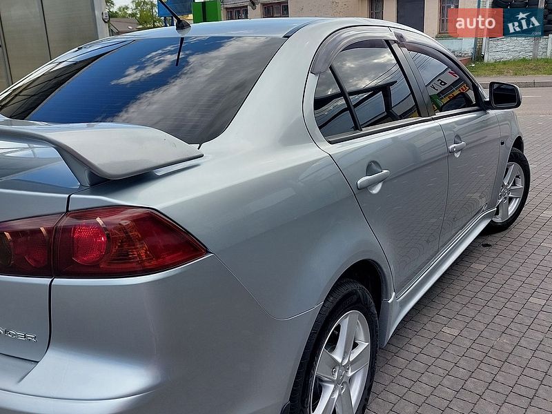 Седан Mitsubishi Lancer 2008 в Кременчуге