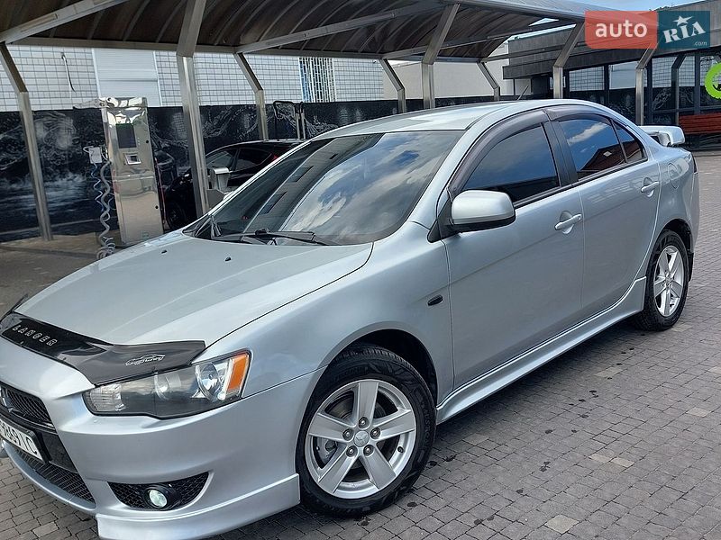Седан Mitsubishi Lancer 2008 в Кременчуге