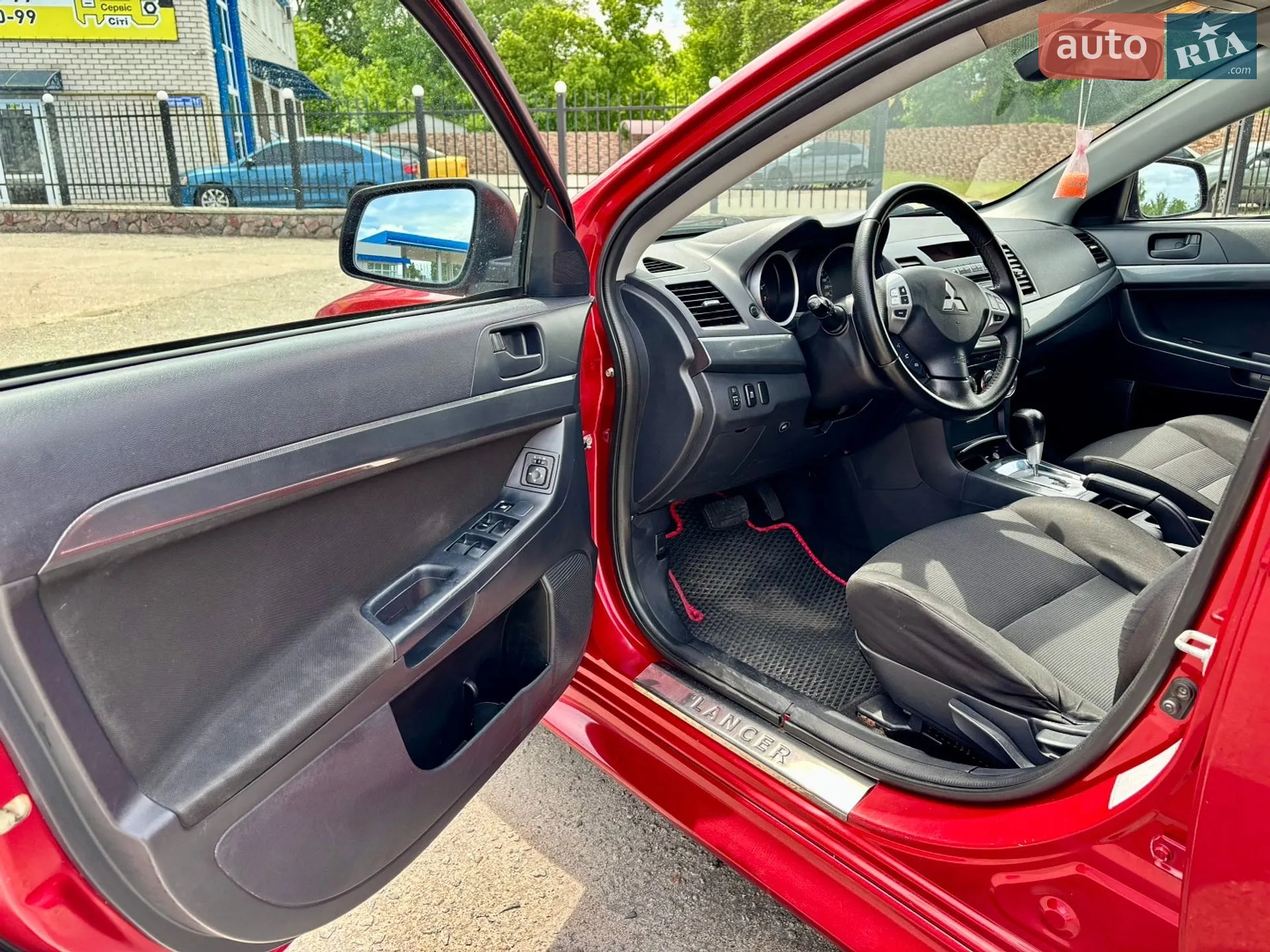 2011 Mitsubishi Lancer - мініатюра 27