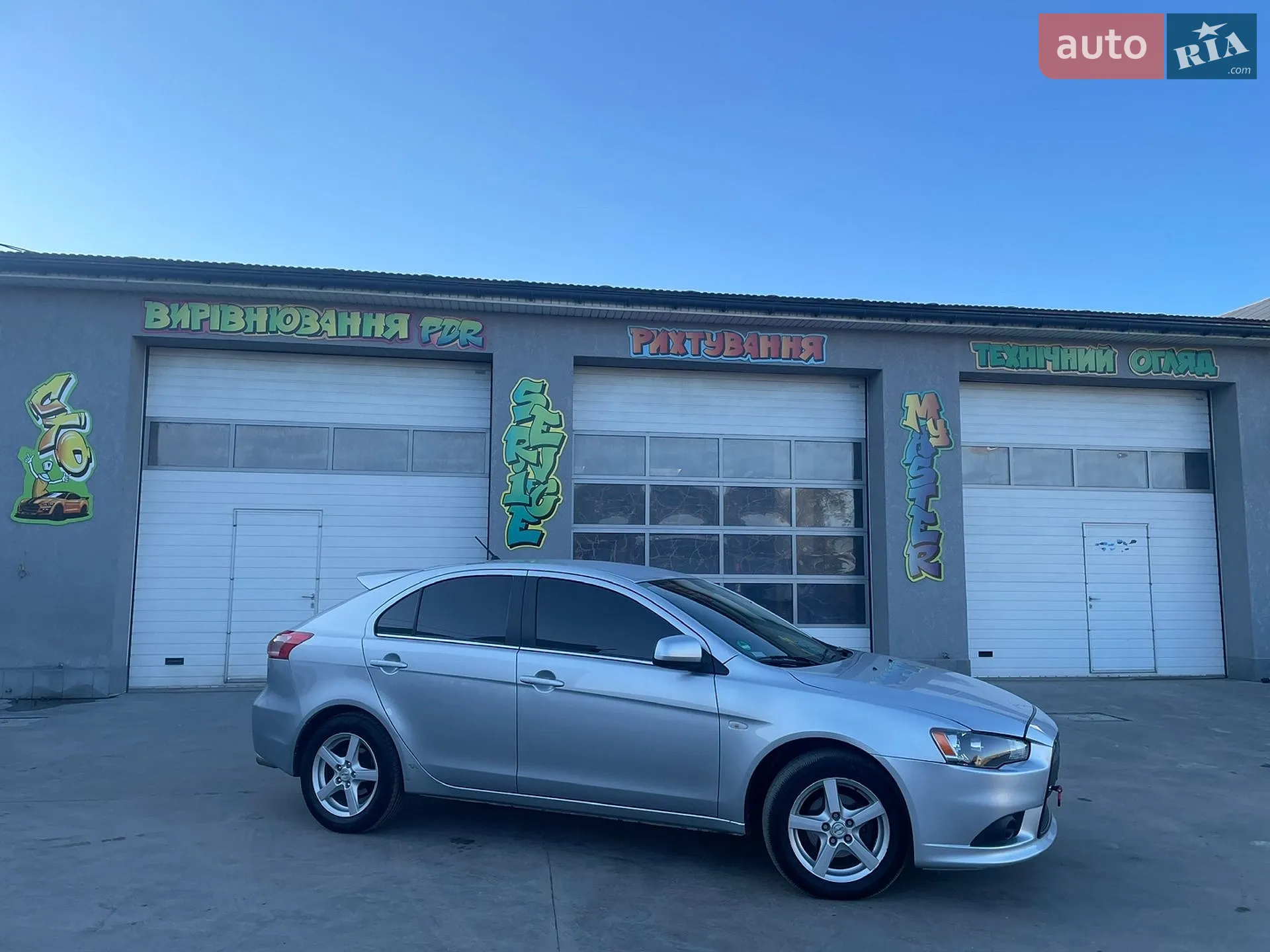 2010 Mitsubishi Lancer - мініатюра 13