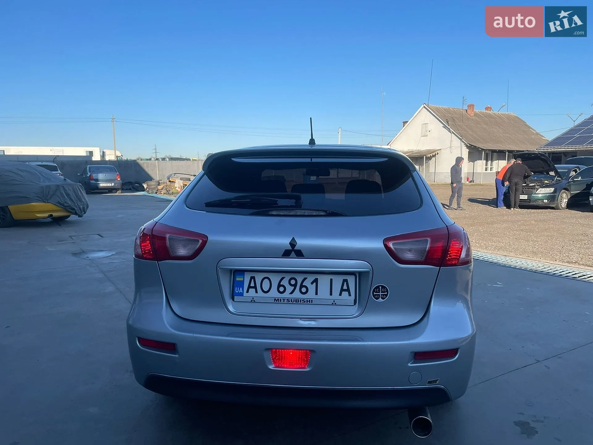 2010 Mitsubishi Lancer - мініатюра 29