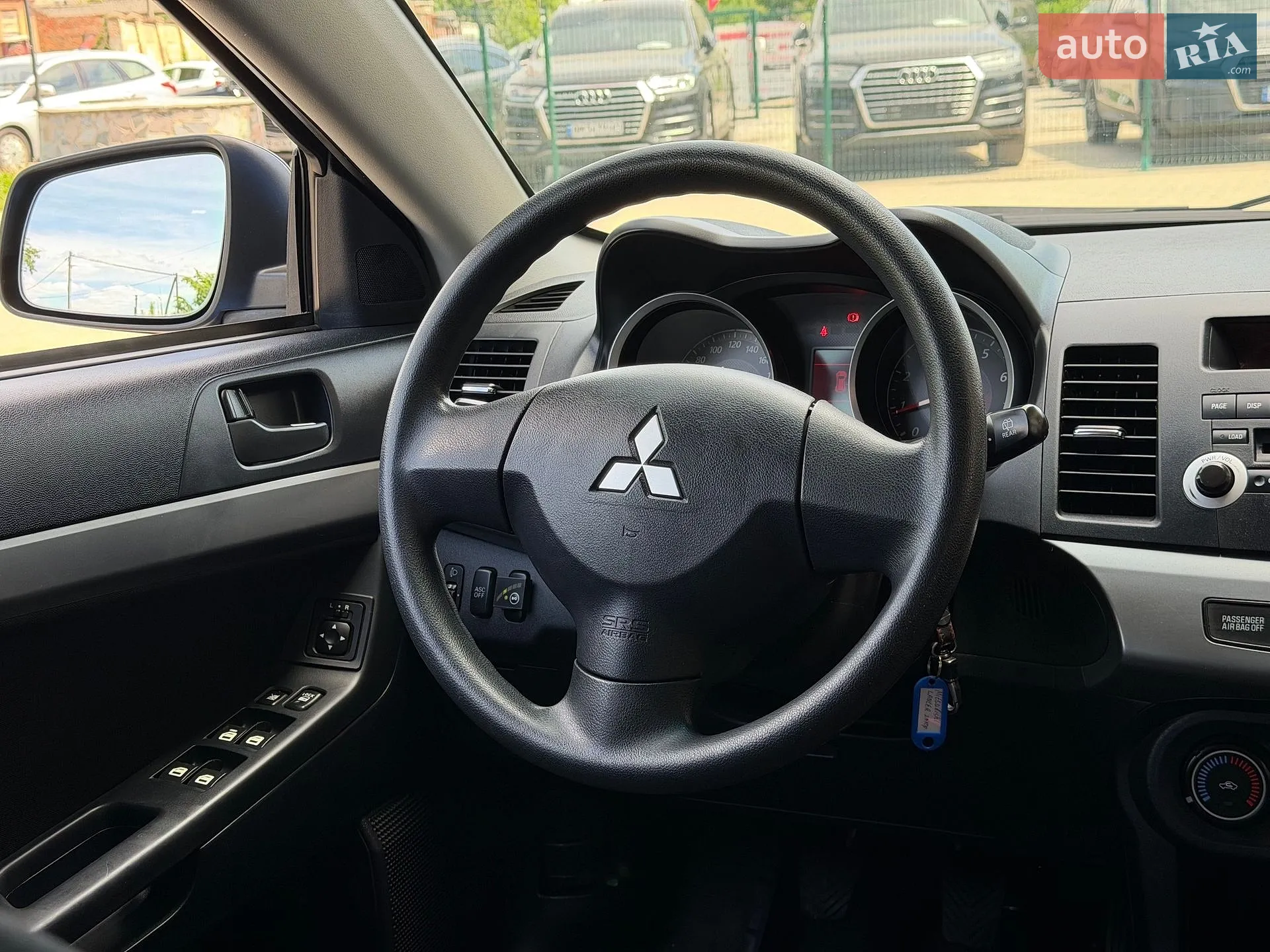 2010 Mitsubishi Lancer - мініатюра 34