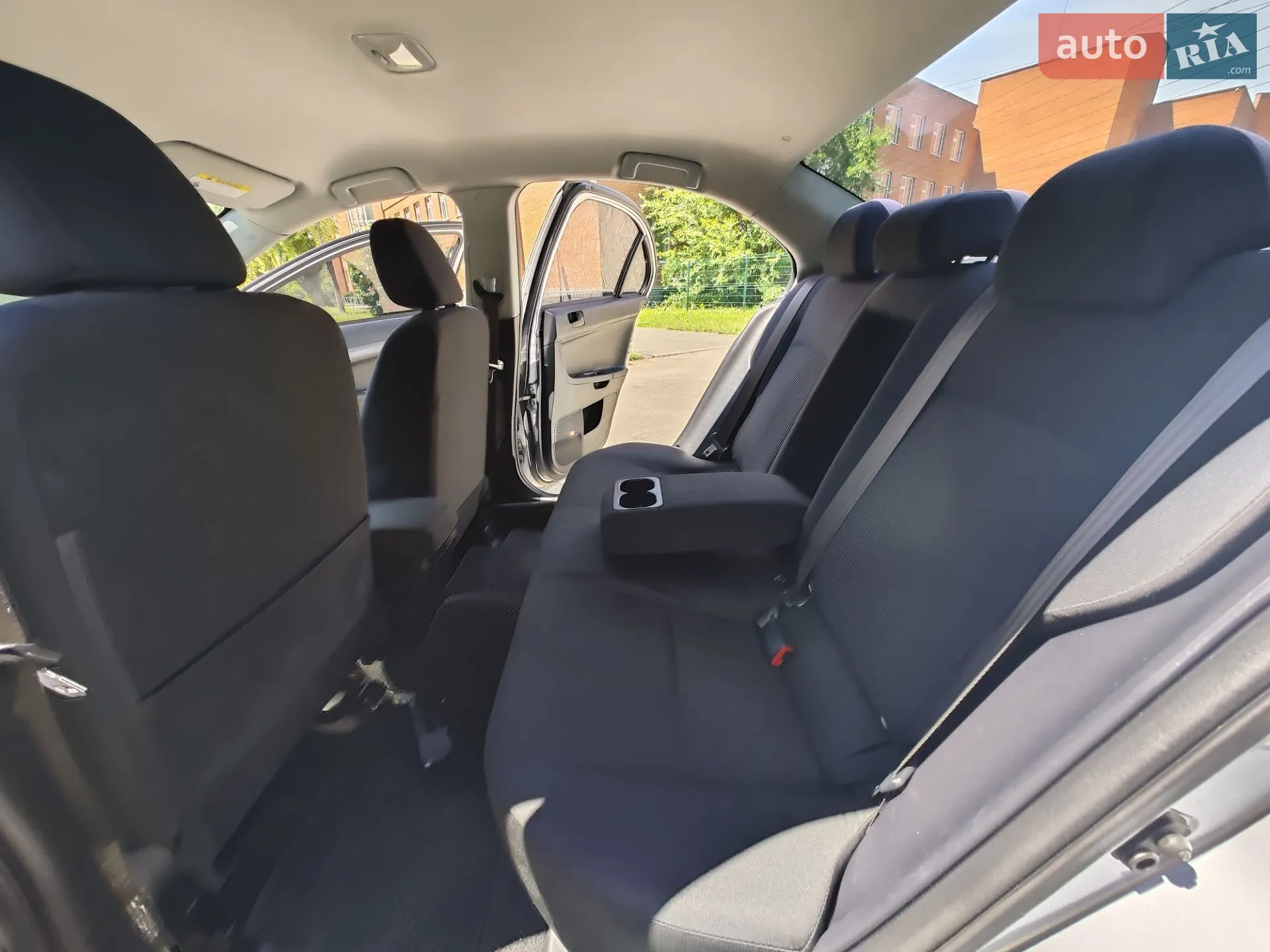 2014 Mitsubishi Lancer - мініатюра 28