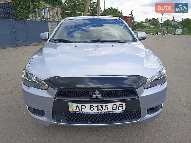 Mitsubishi Lancer