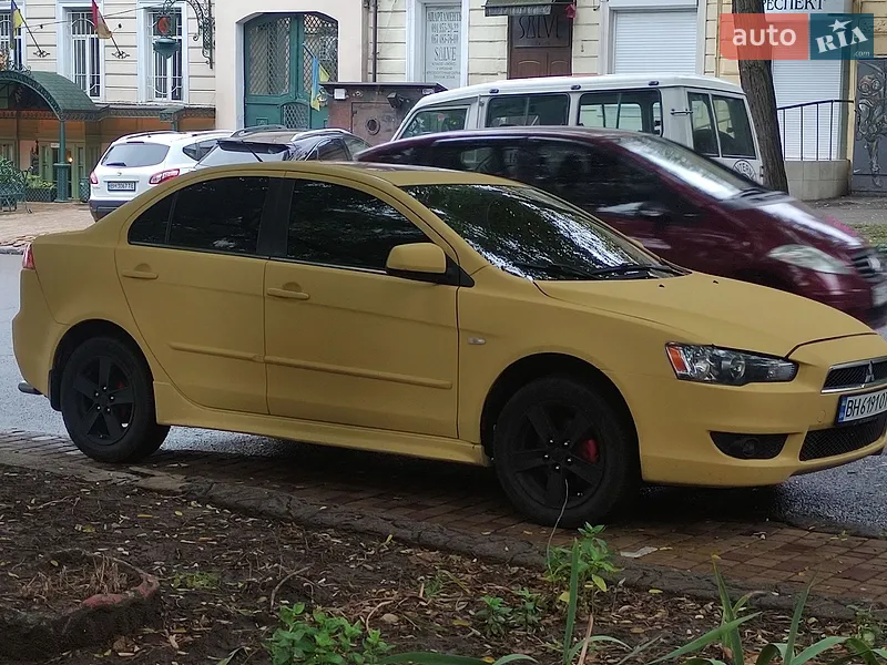Mitsubishi Lancer