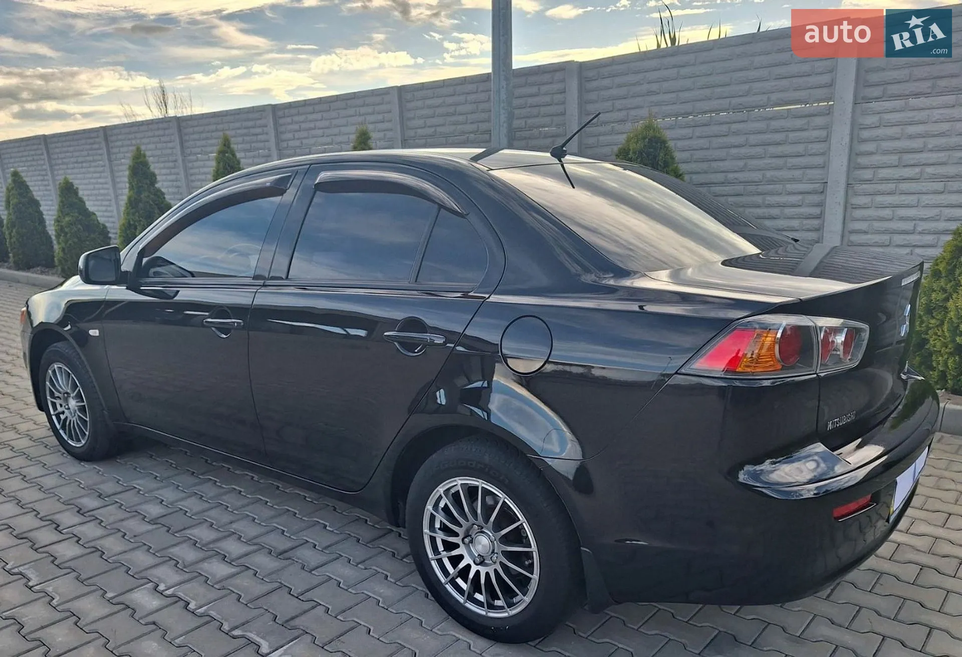 2012 Mitsubishi Lancer - мініатюра 14