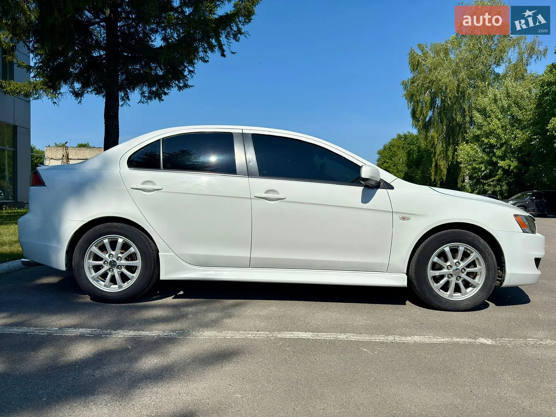 2010 Mitsubishi Lancer - мініатюра 5