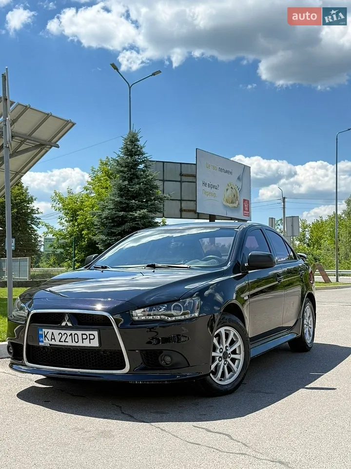2011 Mitsubishi Lancer - мініатюра 15