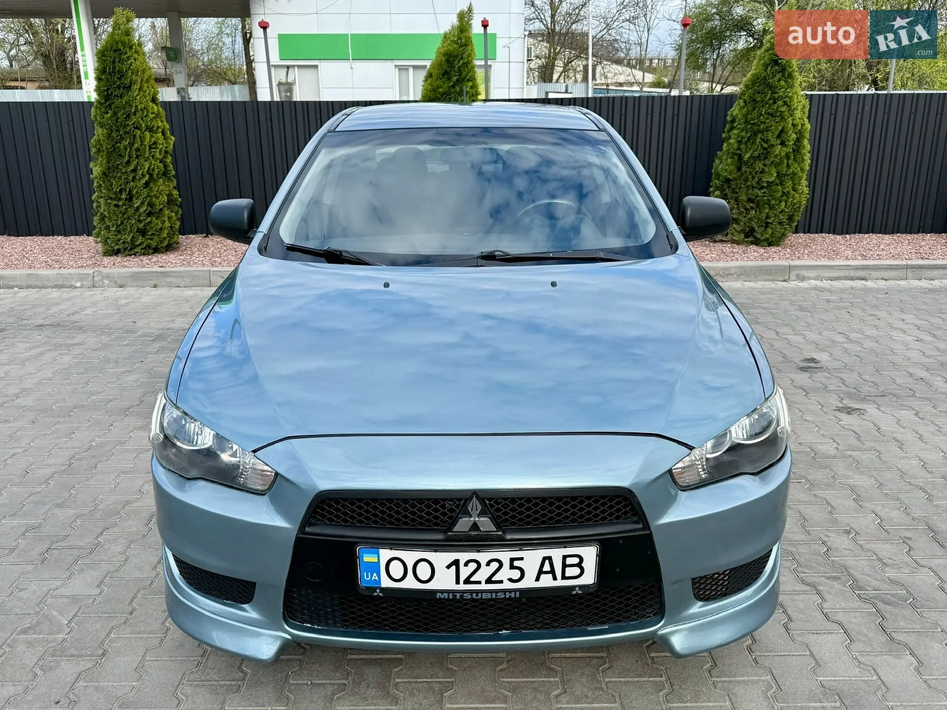 2010 Mitsubishi Lancer - мініатюра 2