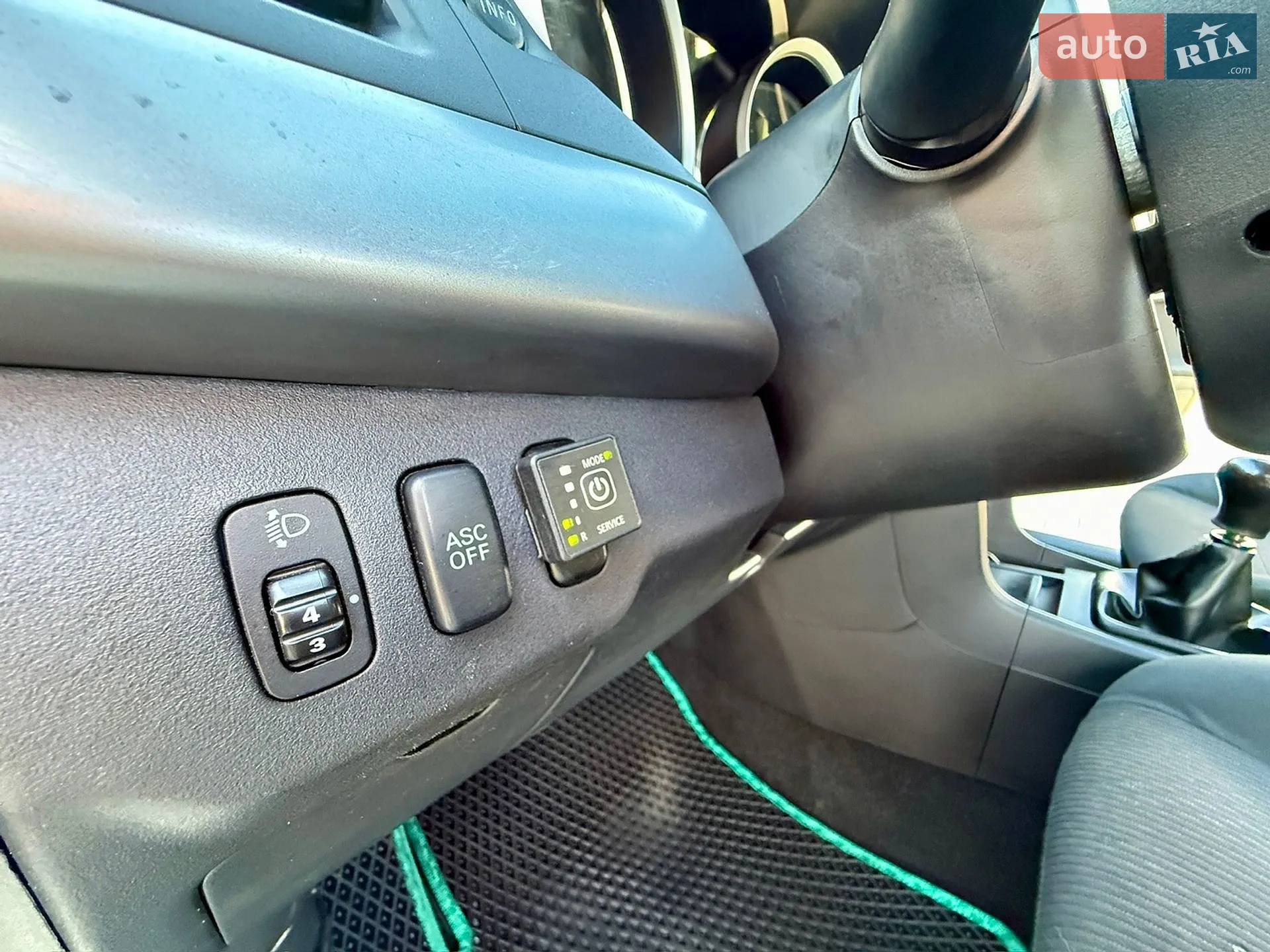2010 Mitsubishi Lancer - мініатюра 29