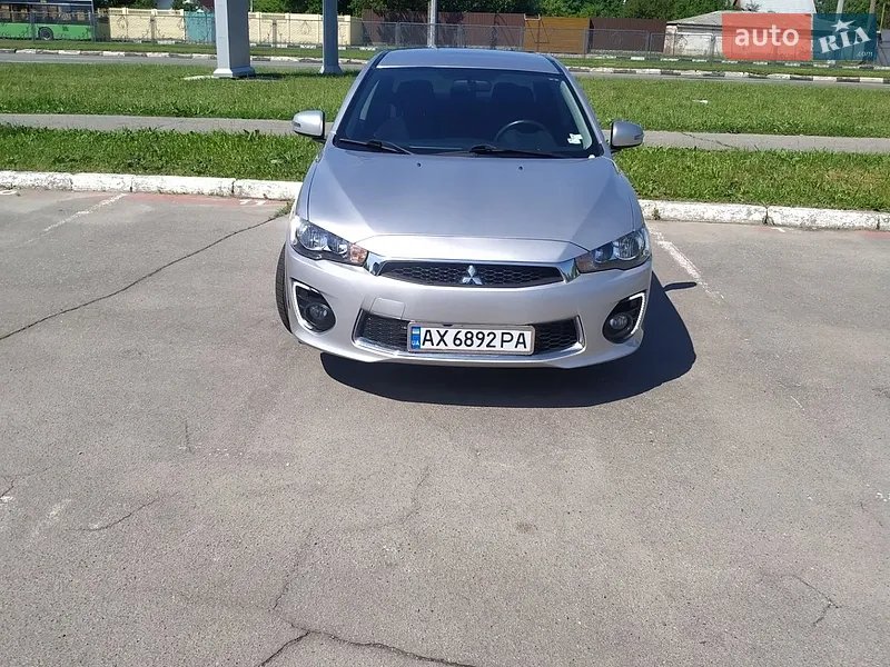Mitsubishi Lancer 2016