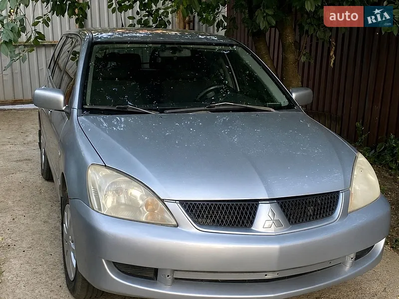 Mitsubishi Lancer