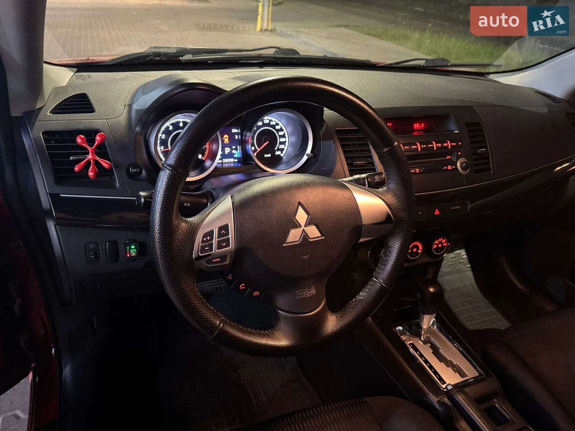 2012 Mitsubishi Lancer - мініатюра 10