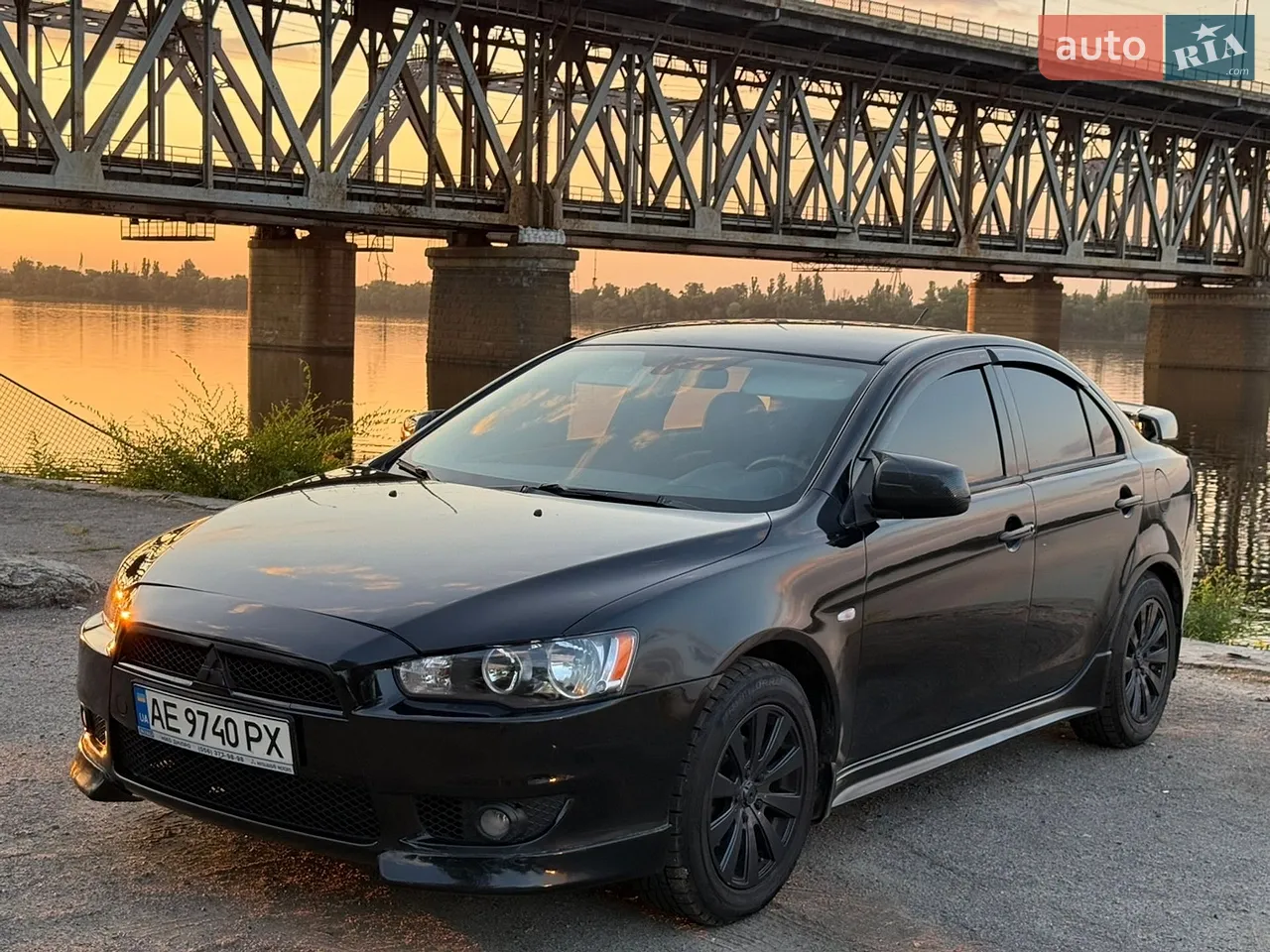 2016 Toyota Camry - мініатюра 16